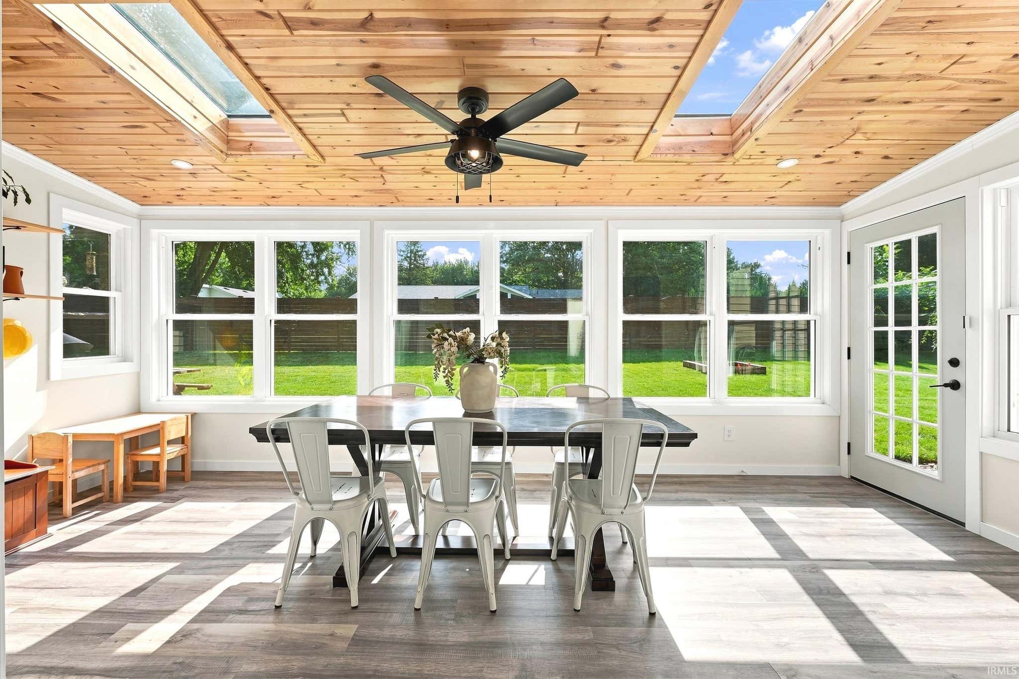 Image of 1338 N Santorini Drive