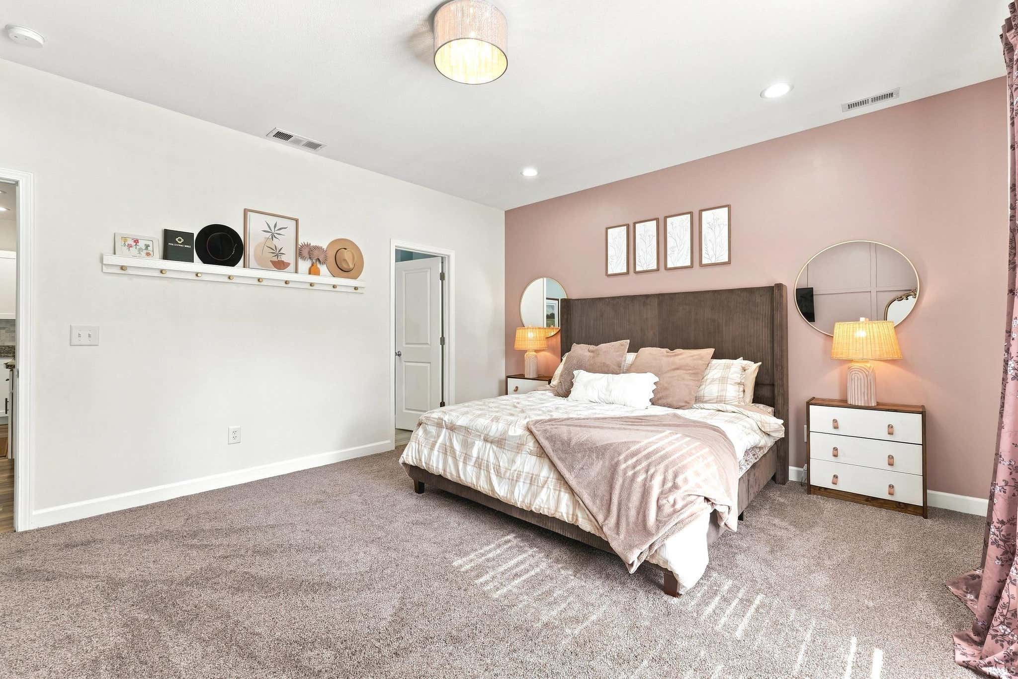 Image of 1338 N Santorini Drive