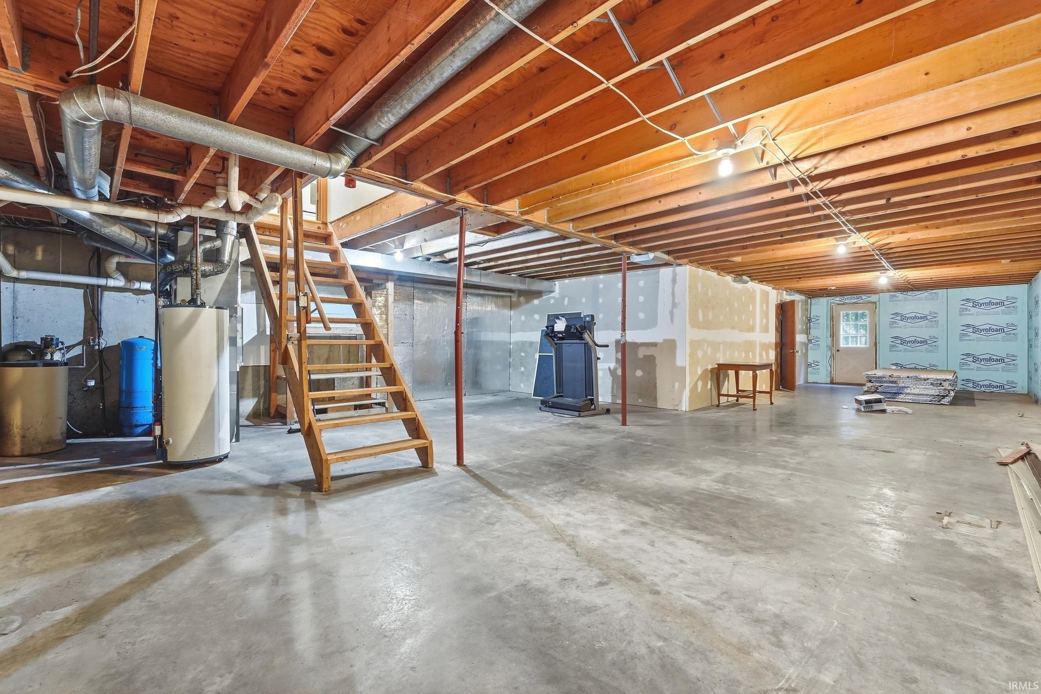 Image of 2906 S Woodland Trail